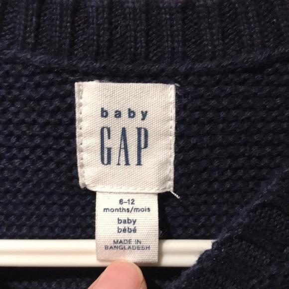 4 for $25.  NWT Baby Gap 6-12 - Picture 2 of 7